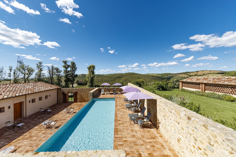 pecora vecchia collemassari hospitality