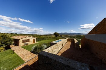 pecora vecchia collemassari hospitality