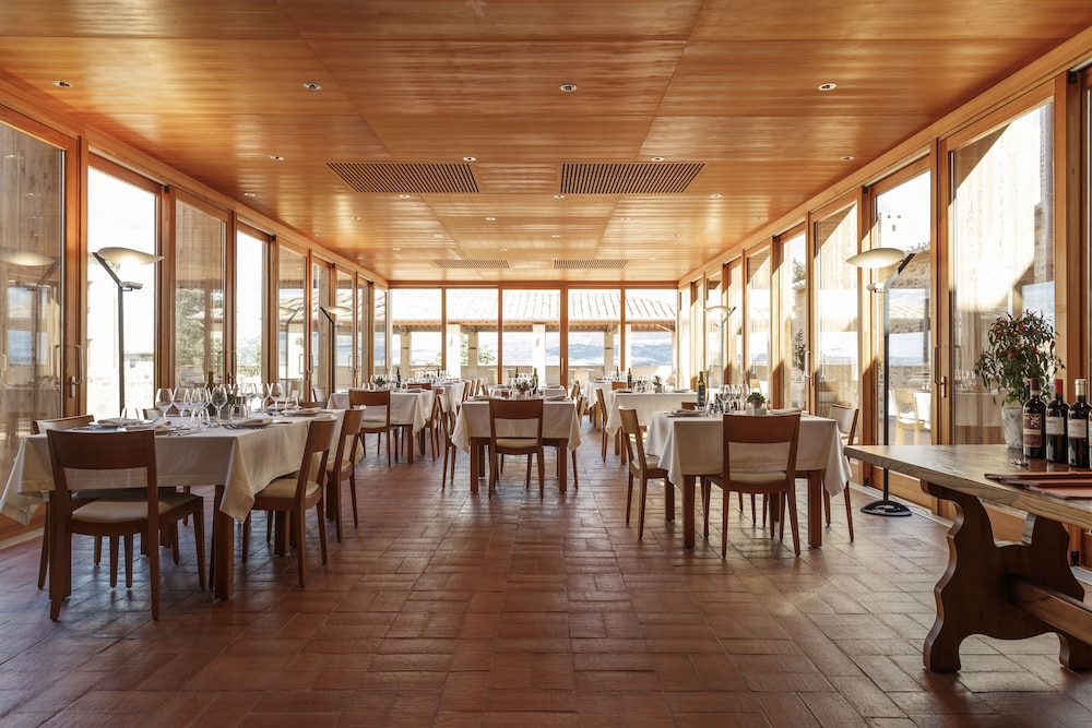 pecora vecchia collemassari hospitality