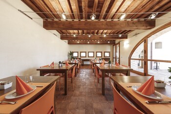 pecora vecchia collemassari hospitality