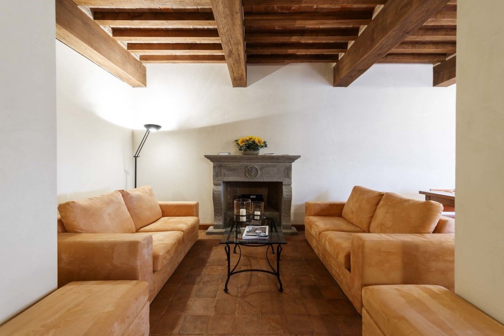 pecora vecchia collemassari hospitality