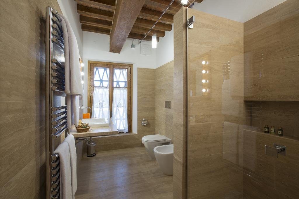 pecora vecchia collemassari hospitality