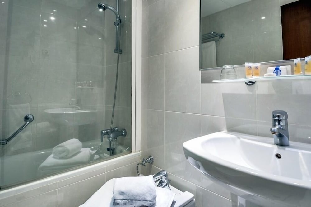 espahotel plaza basilica