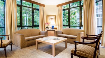 espahotel plaza basilica