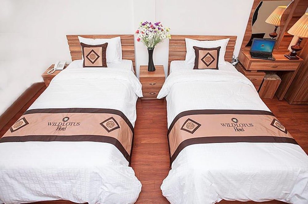 wild lotus hotel hang be