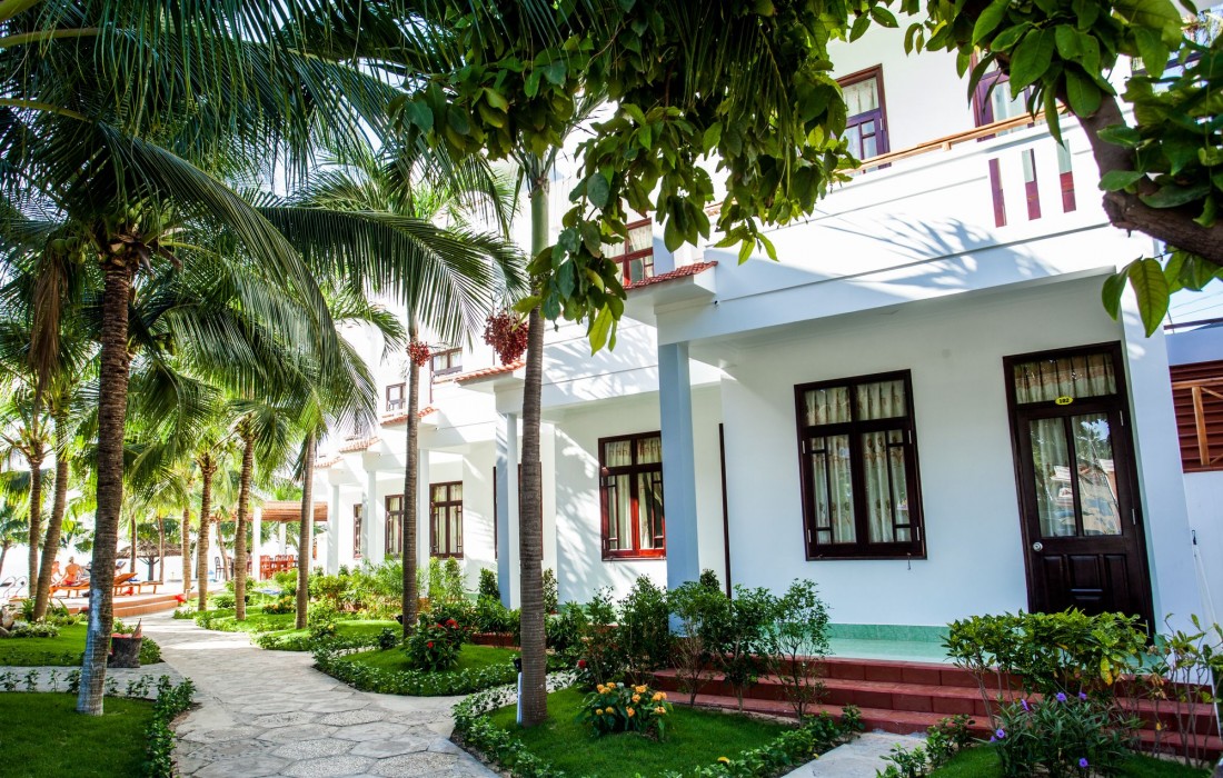 pacific beach resort