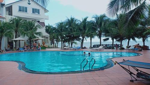 pacific beach resort