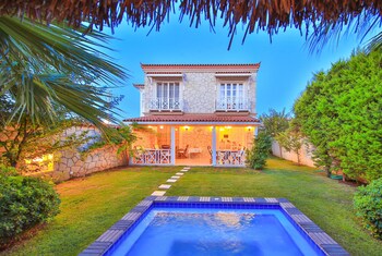 Alacati Balbadem Otel ( +13 Adult Only),Cesme>>Alacati,2 star