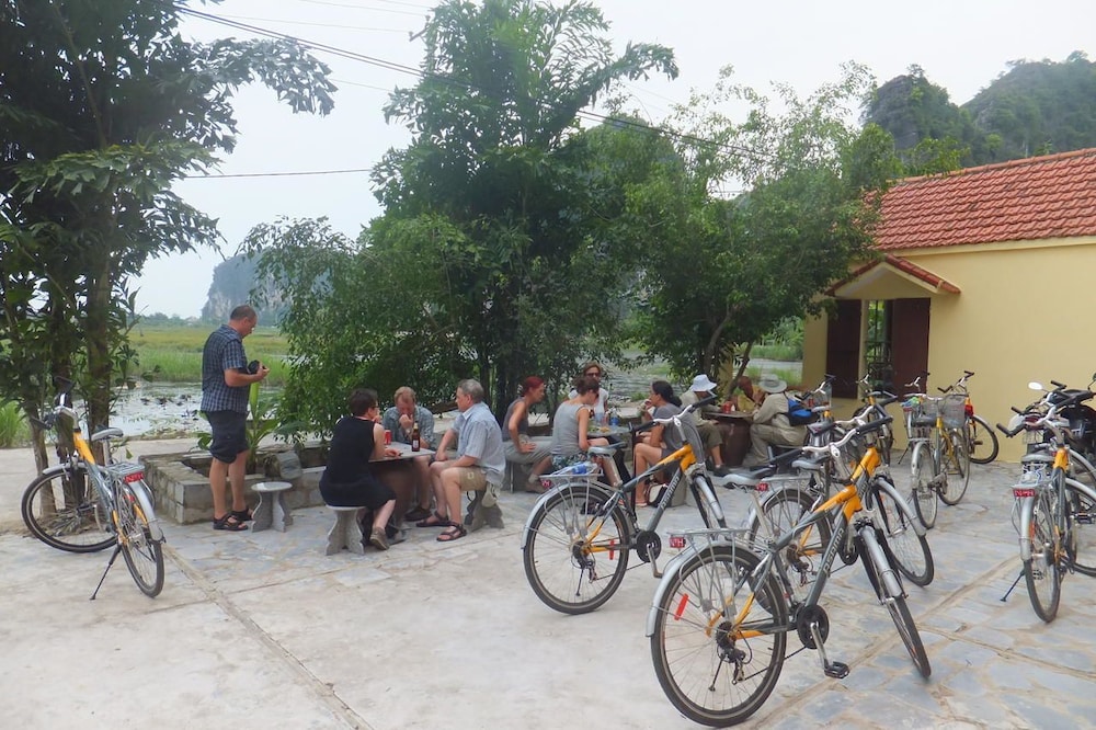 anna tham hotel view