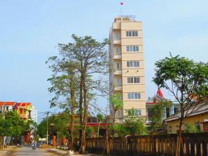 nam long plus hotel