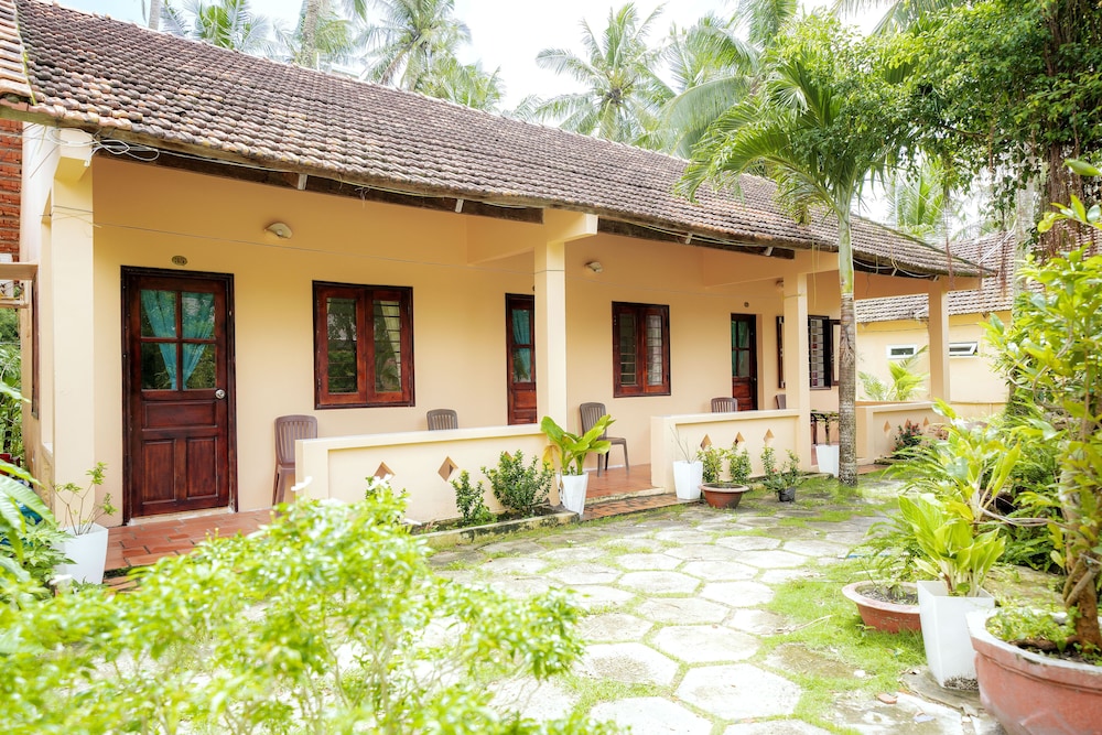 thai tan tien resort