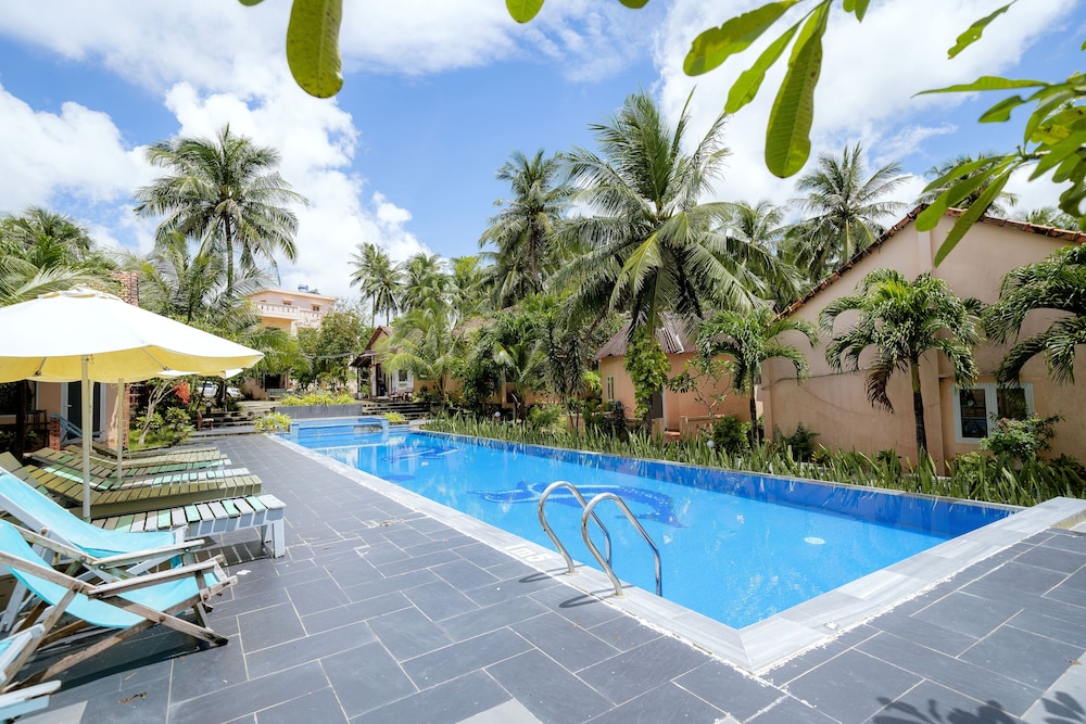 thai tan tien resort