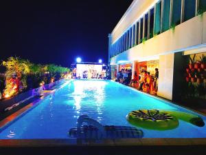 holiday one hotel