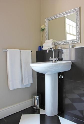 long street boutique hotel