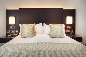 Crowne Plaza Bahrain, An Ihg Hotel,Near Moda Mall,5 star