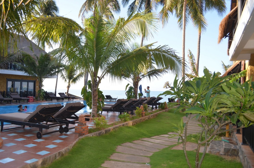 rang garden beach side resort
