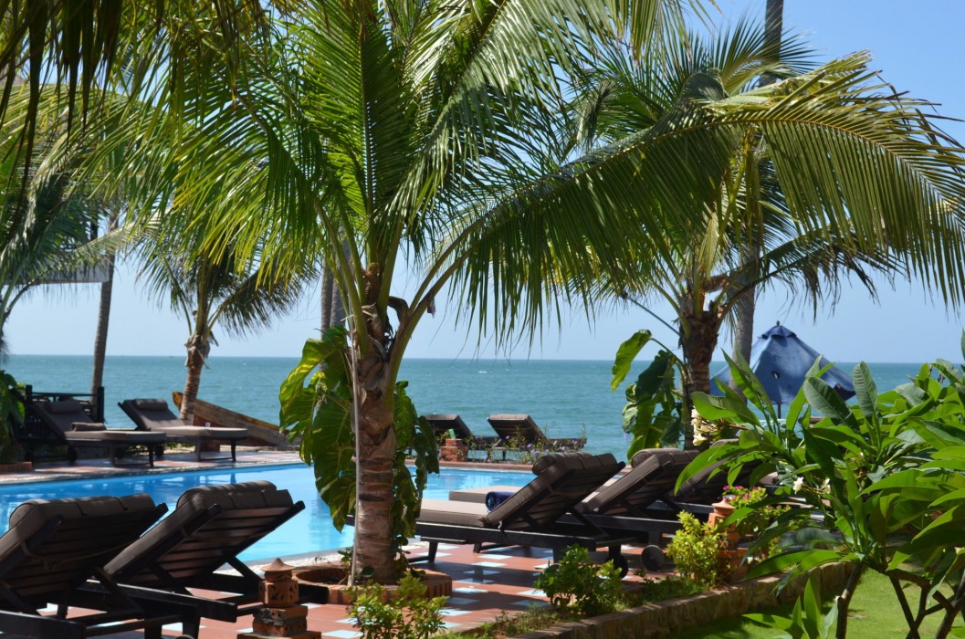 rang garden beach side resort