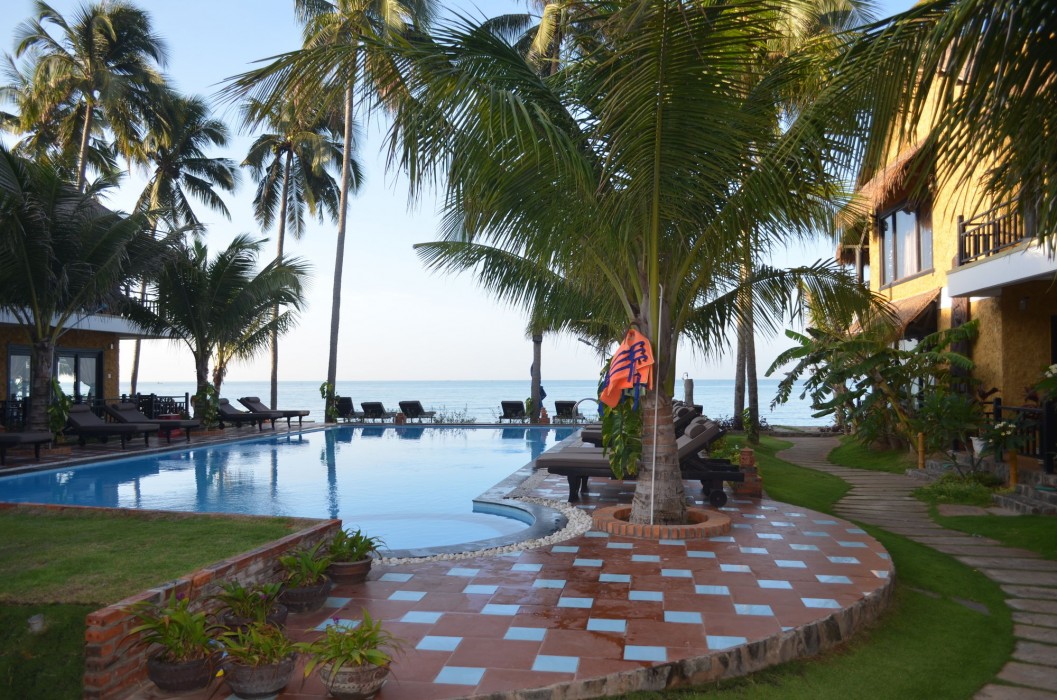 rang garden beach side resort