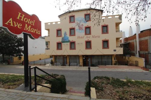 hotel ave maria