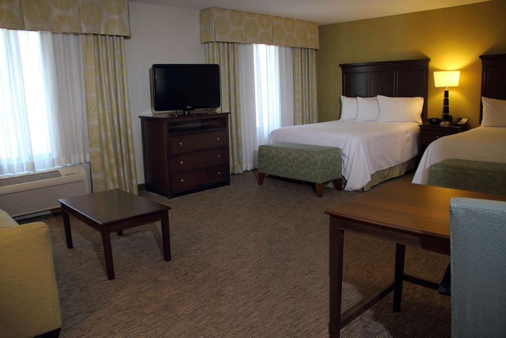 hampton inn and suites manteca