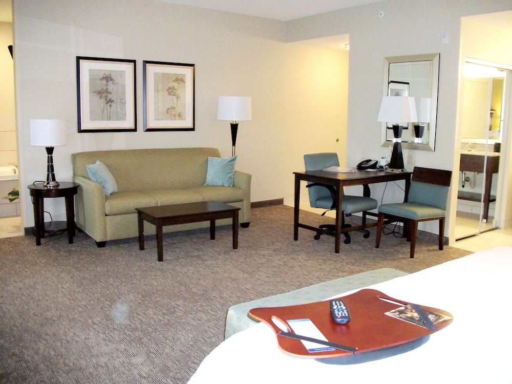 hampton inn and suites manteca