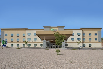 holiday inn express and suites globe by ihg