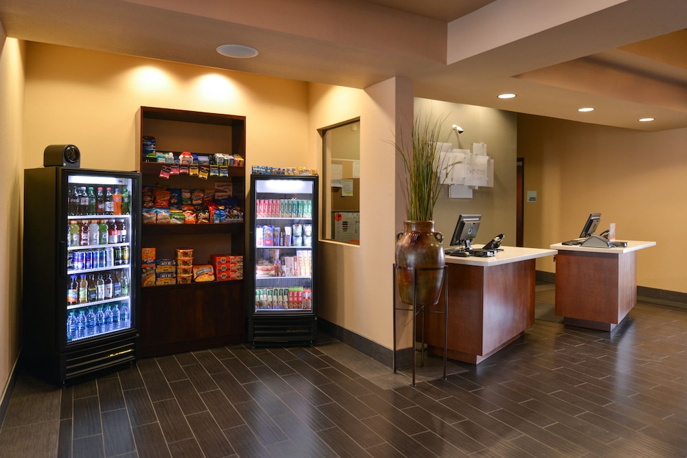 holiday inn express and suites globe by ihg