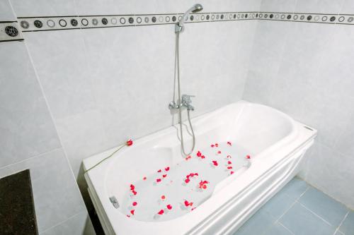 hoang duc hotel