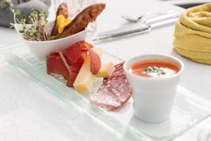 hotel baren the place to rest