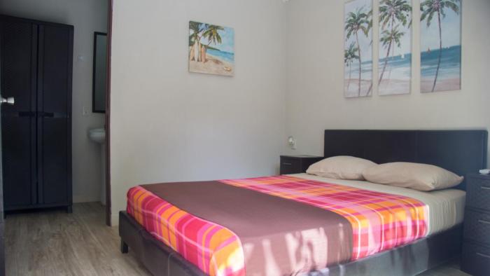 jaco lodge quiet hotel