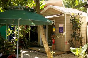 jaco lodge quiet hotel