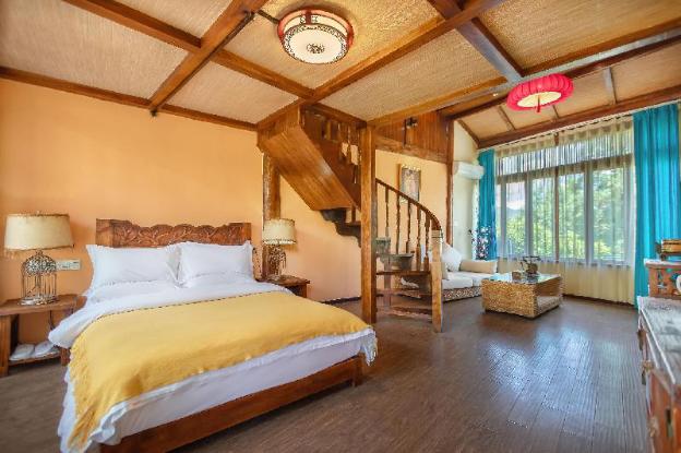 the ritz man boutique inn lijiang