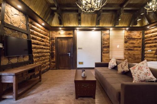 the ritz man boutique inn lijiang