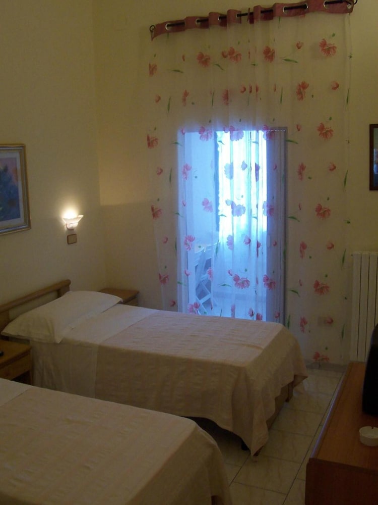 hotel pensione romeo