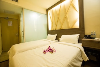 hotel ciq wong ah fook