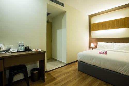 hotel ciq wong ah fook