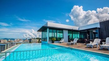 sky hotel kota kinabalu