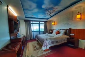 Hotel Jungle Crown,Chitwan>>Bharatpur,4 star