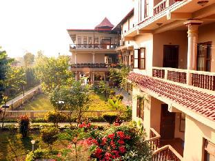 Hotel Royal Safari,Chitwan>>Bharatpur,2 star