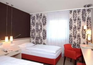 hotel schwanen stuttgart airport messe