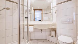 hotel schwanen stuttgart airport messe