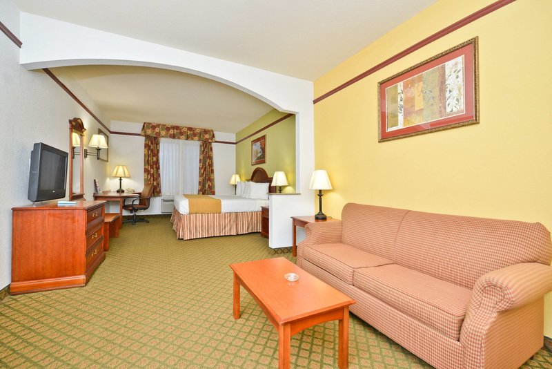 best western limestone inn and suites