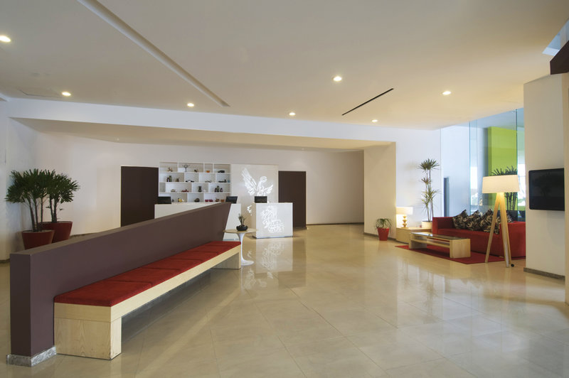 fiesta inn insurgentes sur