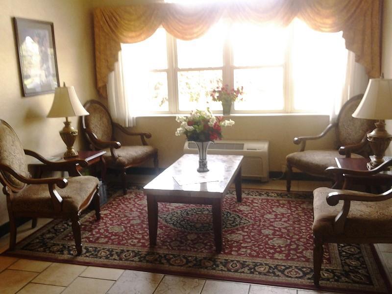 bridgepointe inn and suites