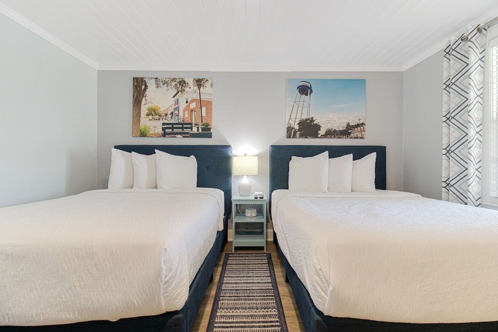 The Inn At Southport,,3 star