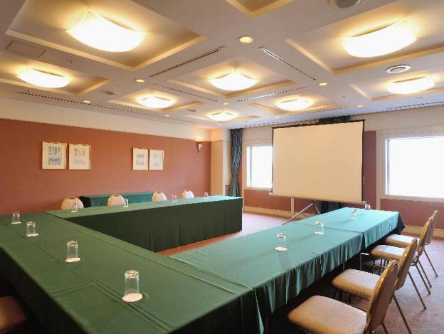 hiroshima airport hotel
