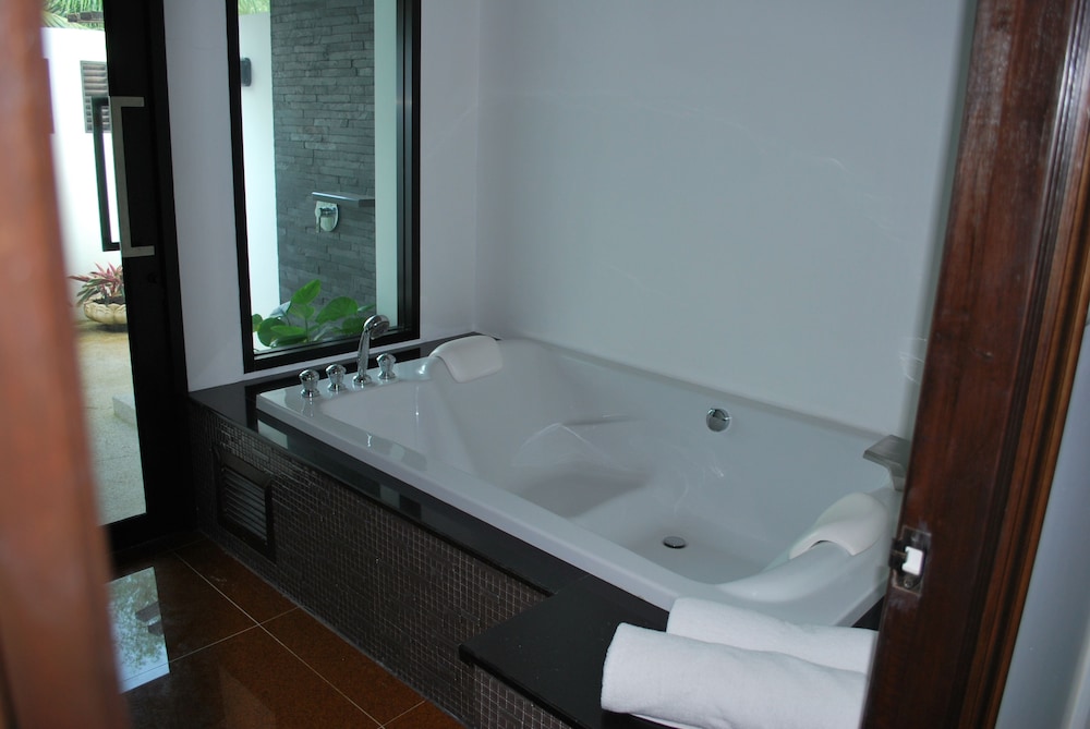 ocean breeze residence