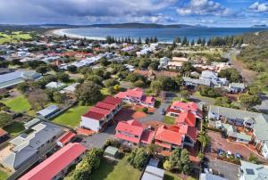 Pelicans Albany,Middleton Beach>>Albany,4 star