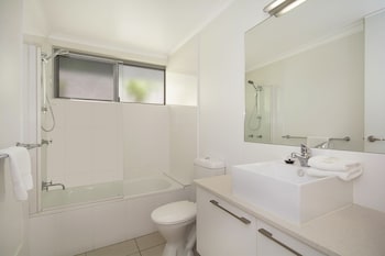 jacaranda noosa