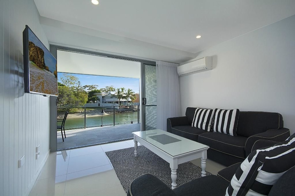 jacaranda noosa